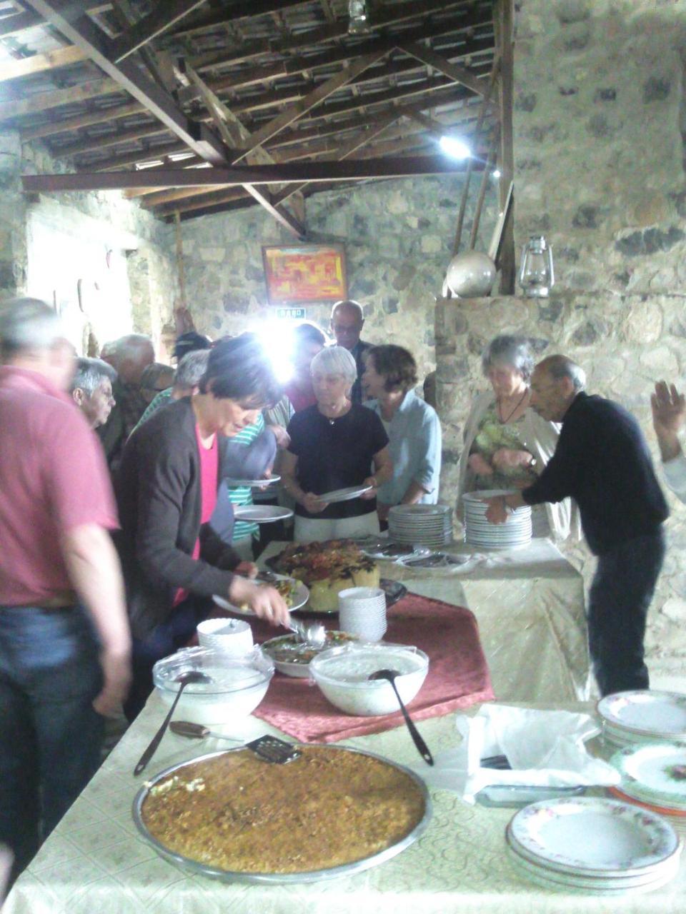 Trajan Guest House Al-Mughayer Buitenkant foto