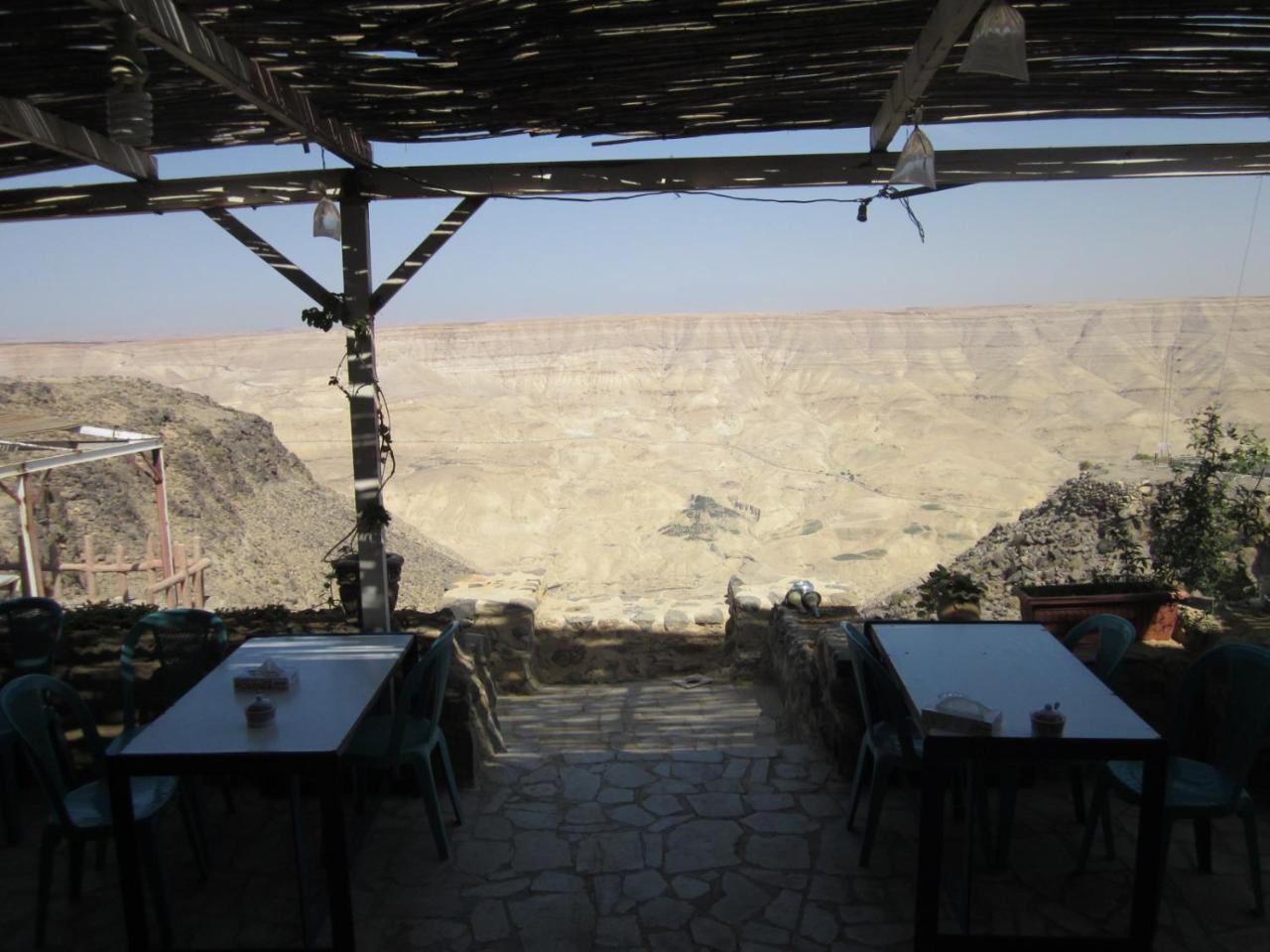 Trajan Guest House Al-Mughayer Buitenkant foto